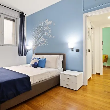 Apartment 3 Bed Modern Flat - 15 Minutes Walk To Colosseum Rome