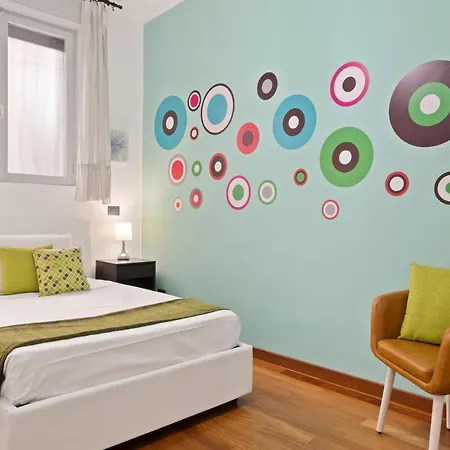3 Bed Modern Flat - 15 Minutes Walk To Colosseum Apartment Rome